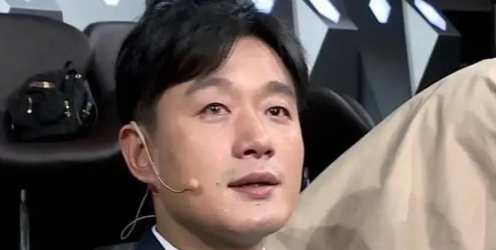 金主入狱，佟大为失踪2年！严屹宽一句话，再次将他推上了风口浪尖