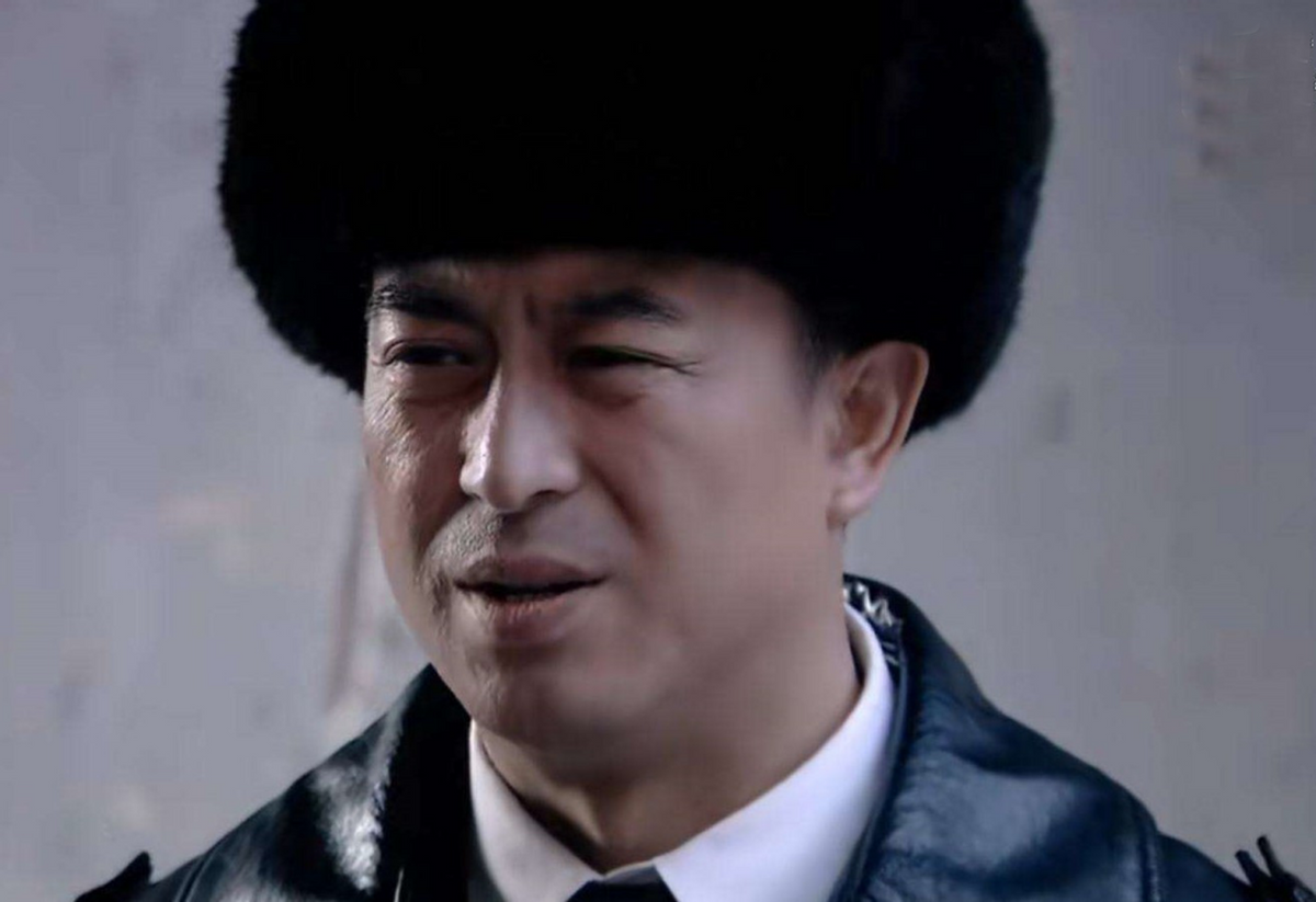 谍战剧《夜幕下的哈尔滨》陆毅、李小冉强强联手，谍战氛围感十足