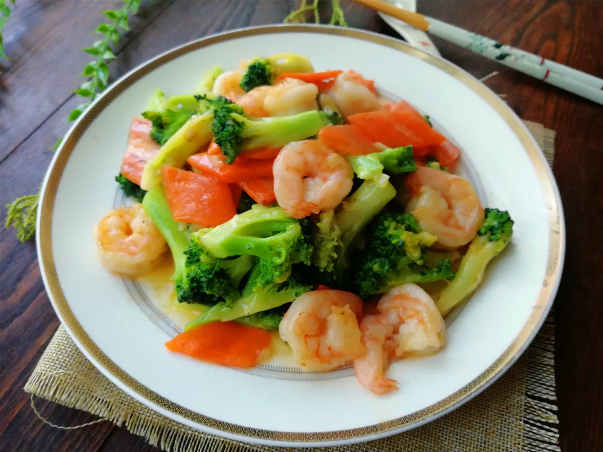 |秋季养气血最重要！医生提醒：有条件常吃这5道菜，营养美味好入冬