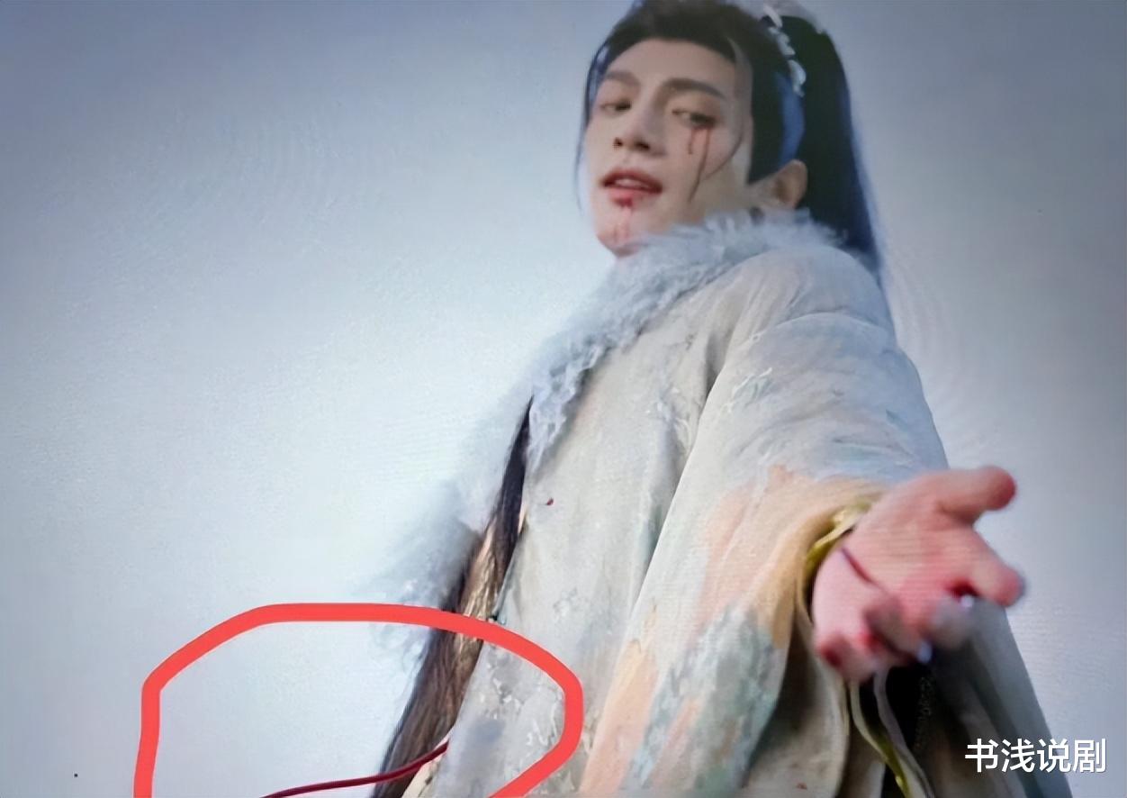 长裙 求求仙侠剧，别批发飞起眼线，如刀眉毛了，男人“脂粉气”不能重