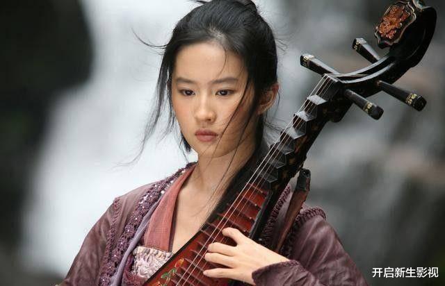 刘亦菲|“豪门金丝雀”刘亦菲的不堪上位史：成也干爹败也干爹