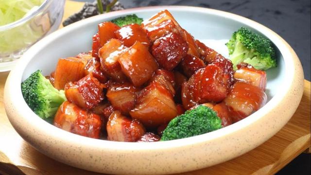 脑梗|为何脑梗患者逐渐增多呢？医生：与肥肉无关，这种调味品建议少碰