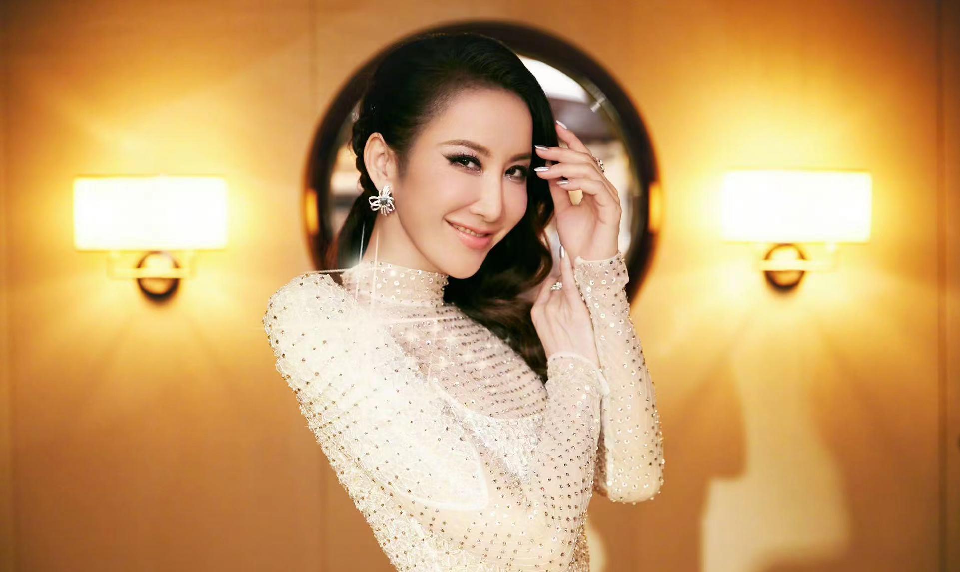 众星缅怀李玟：黄晓明忆往昔，谢娜不敢相信，刘惜君表示早有预兆