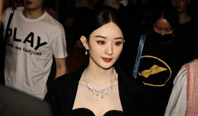 女流量top2！杨紫赵丽颖被认为可以把握市场流量，角色风格迥异！