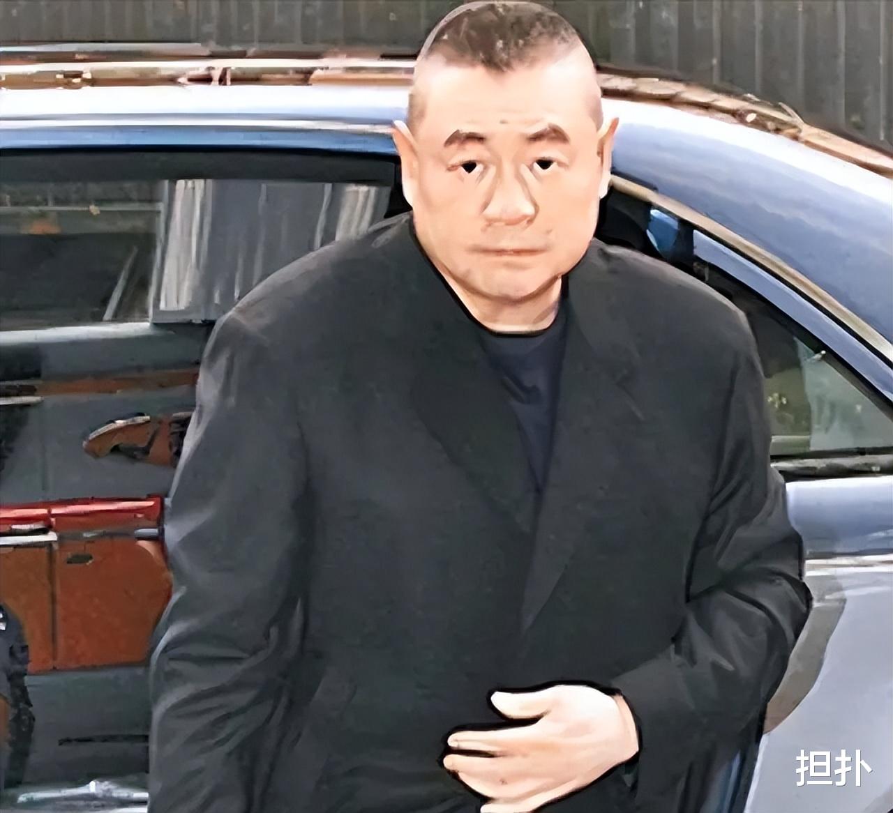 李嘉诚如何照顾孙子？派私人飞机去买奶粉，冲奶的水是加拿大温泉