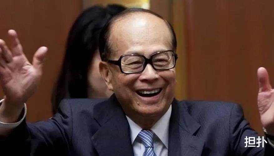 |李嘉诚四个孙子名字曝光，到底谁才成接班人？或许梁洛施才是赢家
