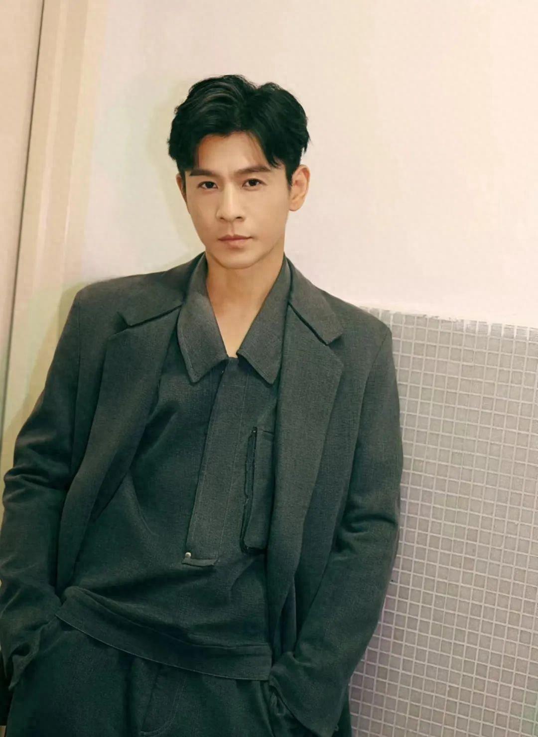 “不老男神”是假的，从林志颖到钟汉良，个个精修生图差距大