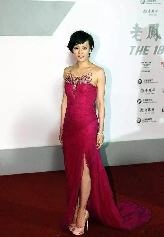 孙俪|孙俪的一组简约细高跟组图