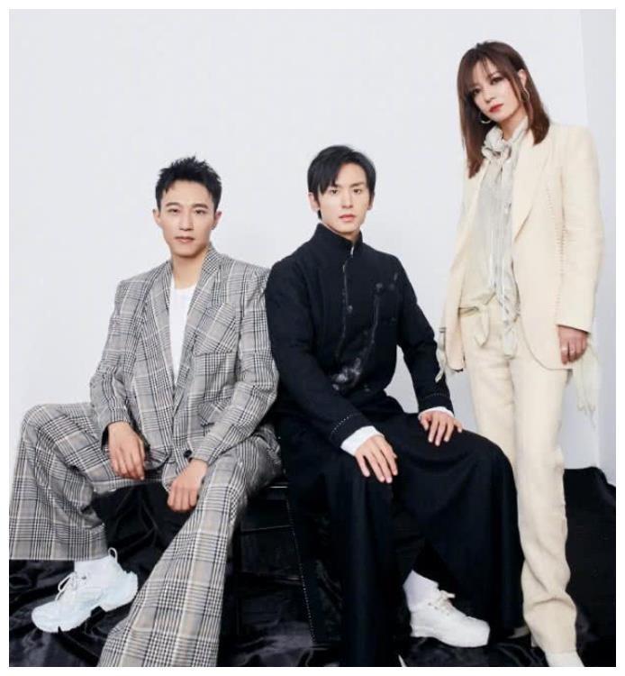 赵薇|顶风作案野心炸裂,赵薇罪行不仅亲日辱华,如今下场大快人心!