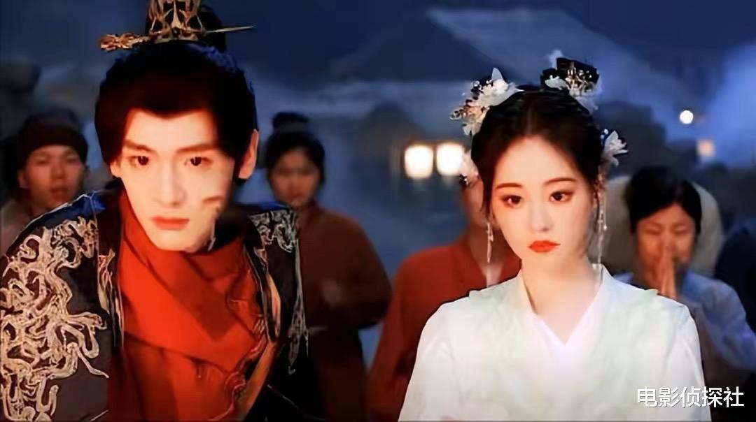 翟潇闻|翟潇闻恋情曝光！和女友牵手同行，男方心情大好边走边扭