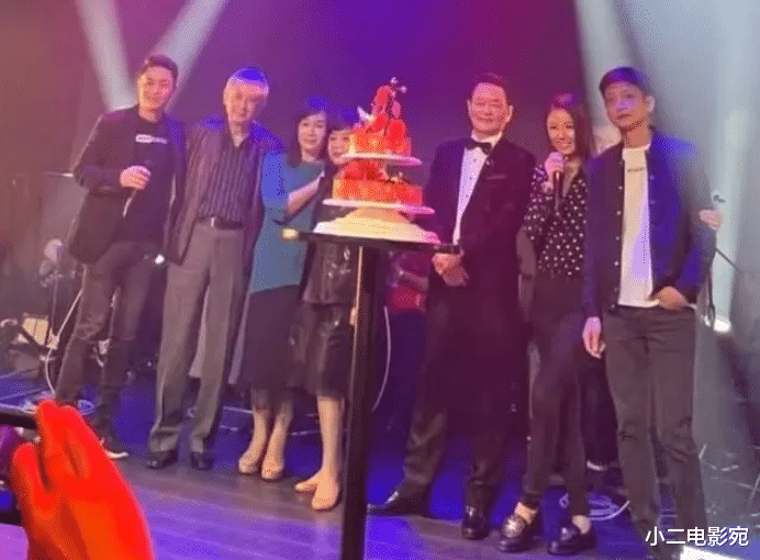 47岁林心如为父亲庆生,2万行头酒席排面,奢华程度引网友热议