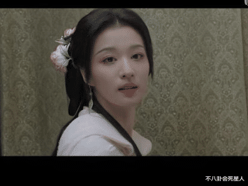 精修很美，一到剧中就现出原型，这5位“照骗”女星该醒醒了