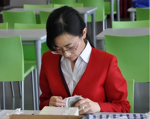 ai|10大最有可能“丢饭碗”的职业曝光!我要失业了,你呢?