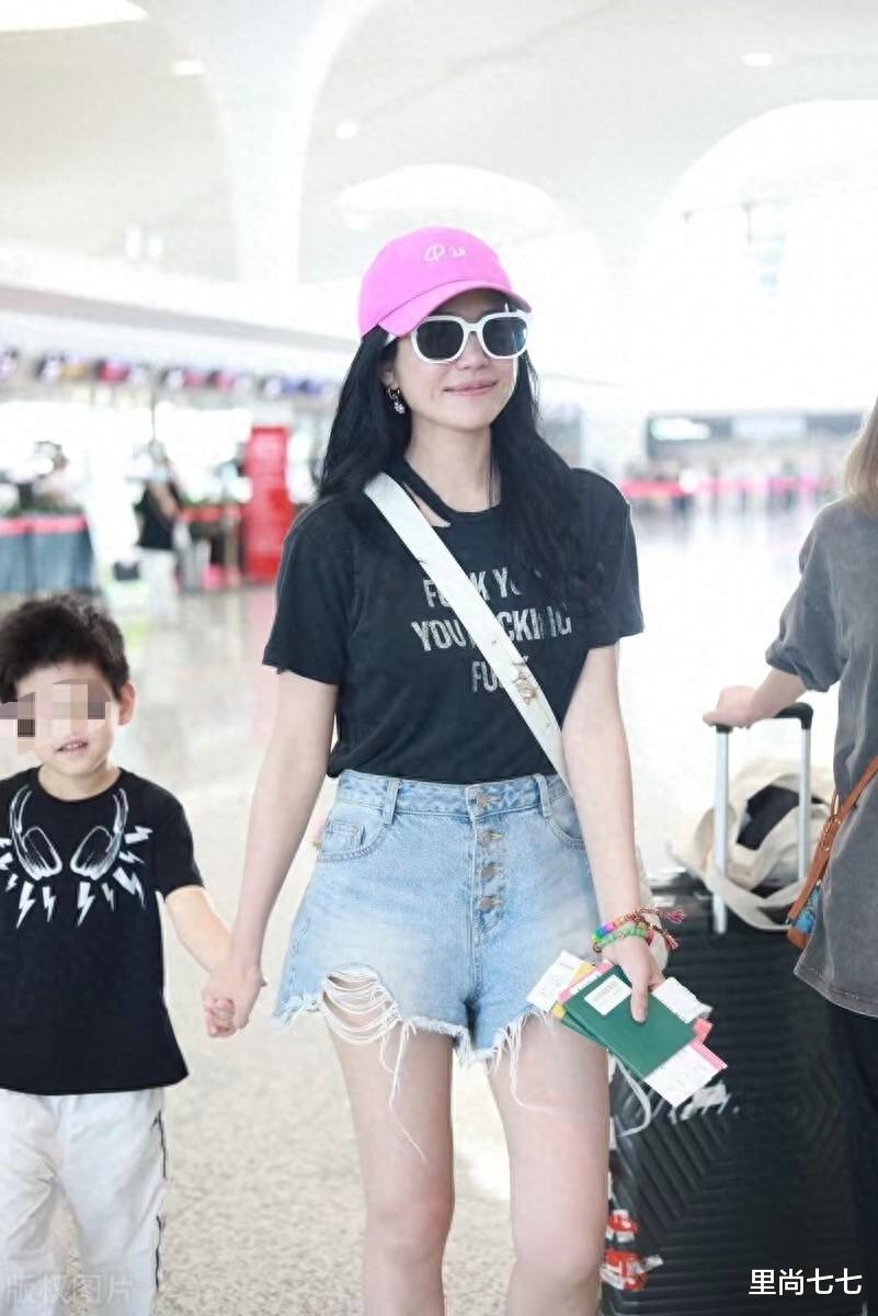 陈妍希真是生了个翻版自己,6岁小星星五官似妈,表情却太像陈晓