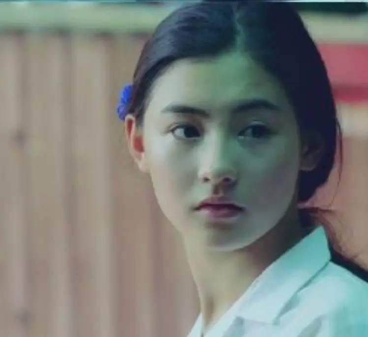 港媒称张柏芝已秘密领证,三胎生父终于曝光,是谢霆锋父亲的好友