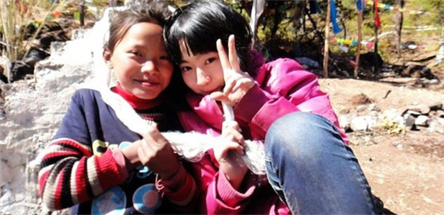 教师|山东女孩马滢:才貌双全,名牌大学毕业,为何不找工作出家当尼姑