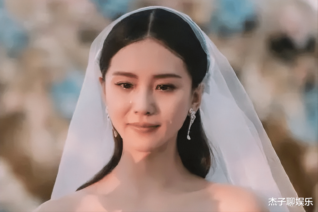 吴奇隆8年婚姻算计暴露太自私,刘诗诗“嫁给爱情”成了笑话!