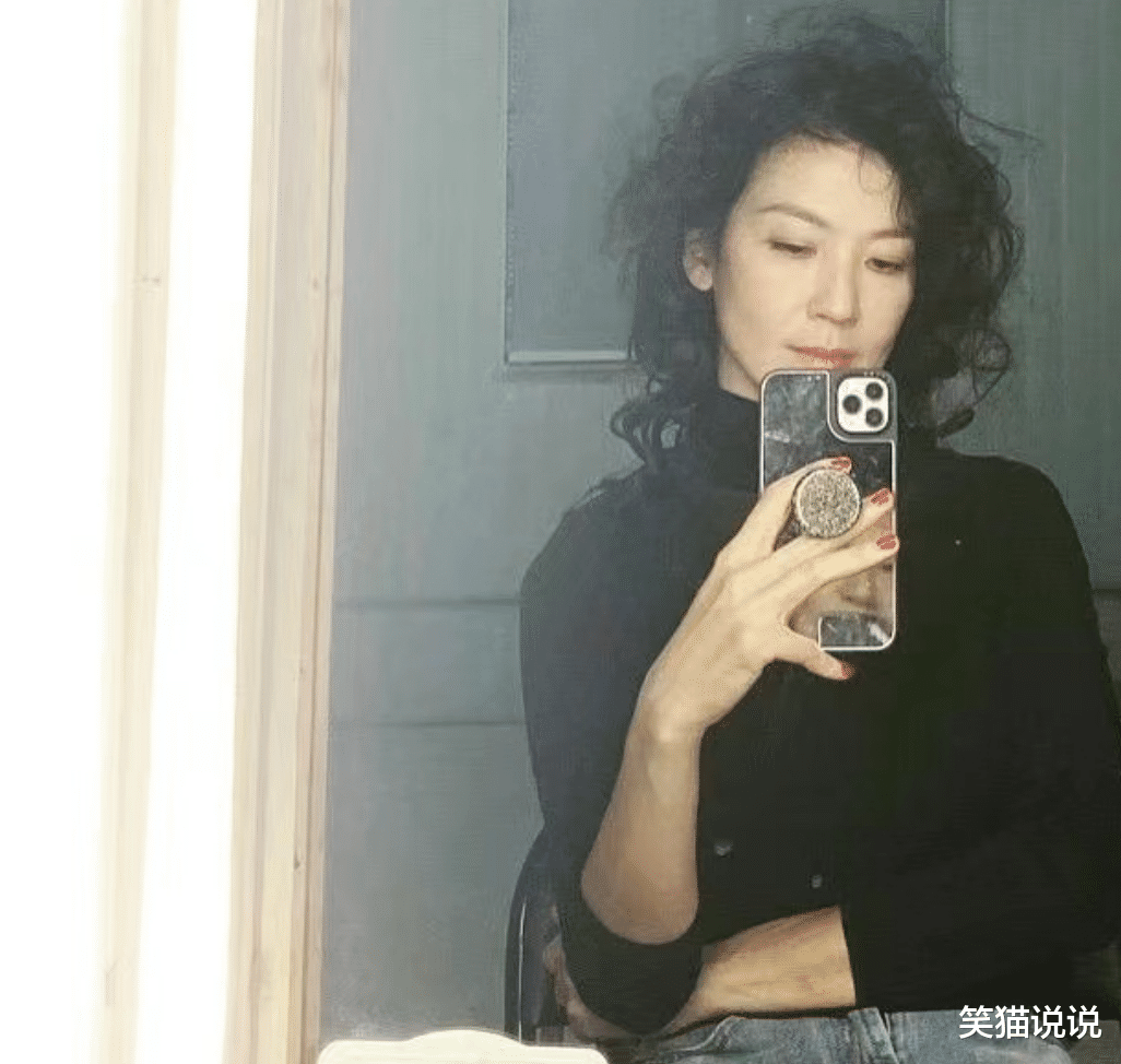 林熙蕾晒自拍照:歪头乱发自拍气场强,网友直呼林太既视感