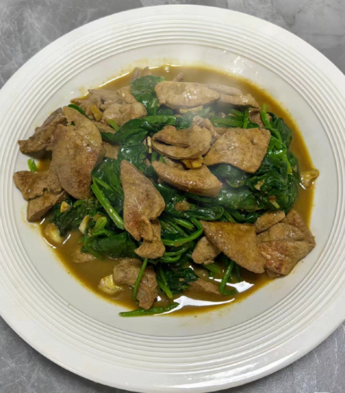 “贫血”最怕吃这菜，冬天要经常吃，补血补铁，脸色更红润！