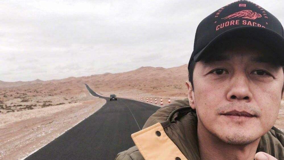 李亚鹏|二婚才一年，李亚鹏就“原形毕露”，难怪王菲周迅会离开！