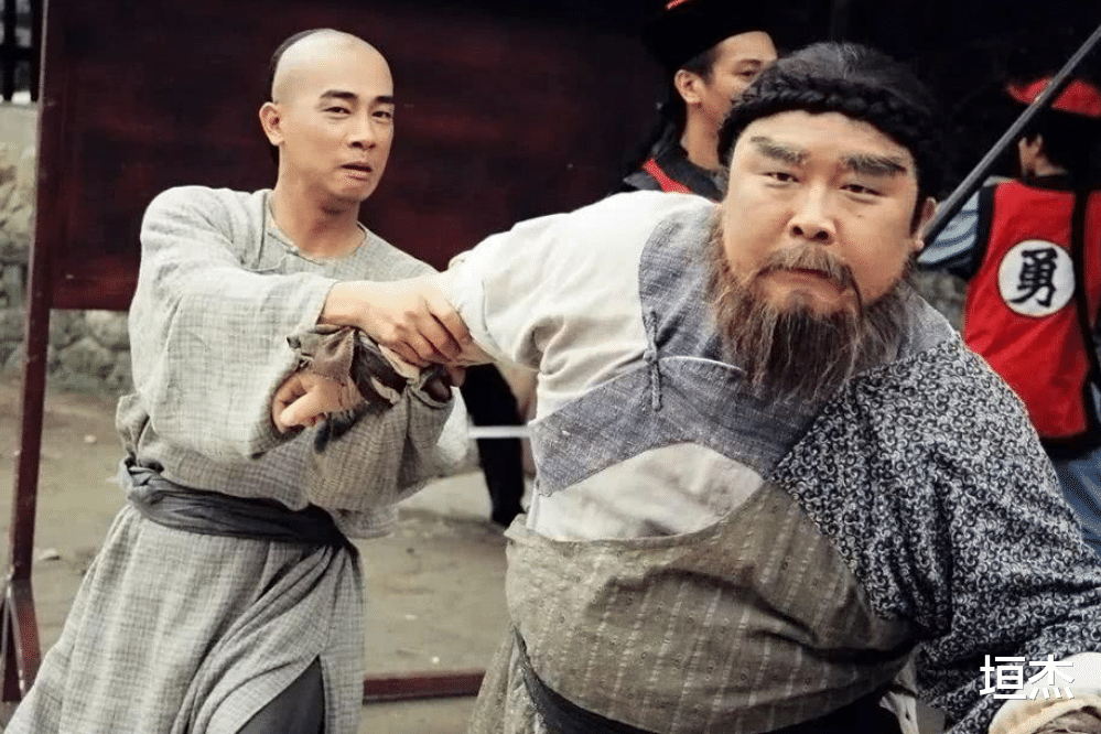 秦煌|11位香港黄金配角晚年：周伯通瘦了60斤，胖头陀成菜市场管理员！