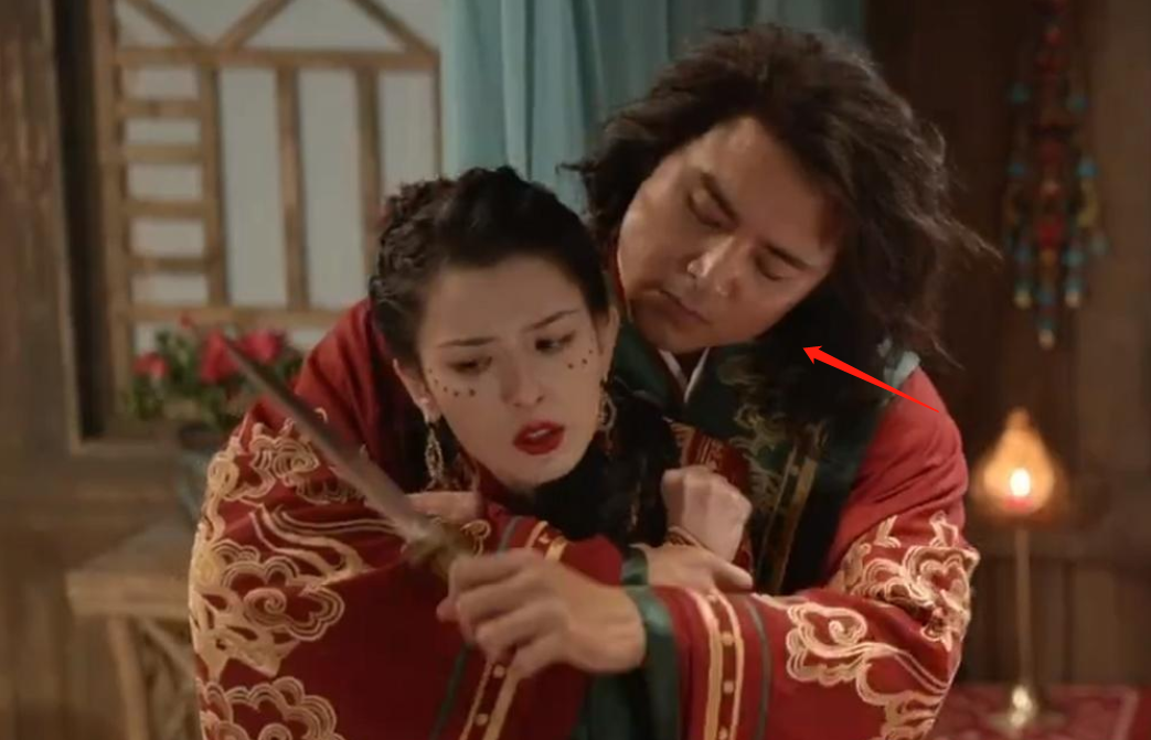 新射雕:忍过了高伟光的“泡面头”,实在忍不了明道的“馒头脸”