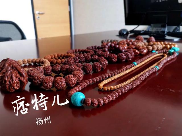 金刚菩提|2年半的手串玉化,他的盘玩秘诀只有2字!