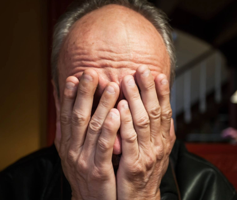 大学生|“啃老”换了新模式，让父母心甘情愿被啃，甚至还觉得未来可期