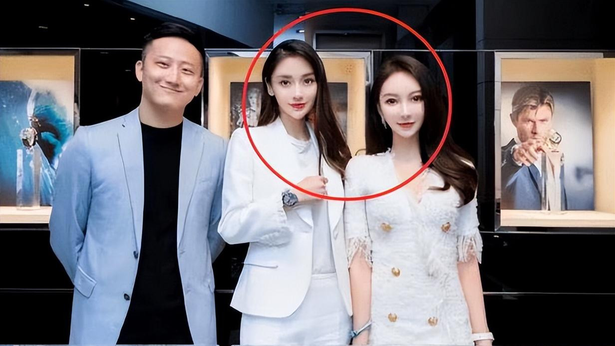 黄晓明新欢未婚却带娃，侧脸神似赵薇，网友：难怪杨颖死守抚养权