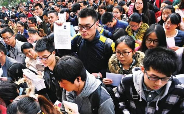 国企|公务员招聘有好消息,部分省考年龄放宽至40周岁,告别年龄焦虑