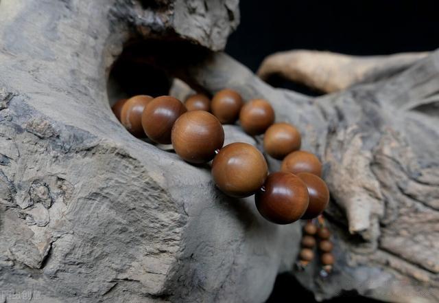 钱币|适合春天盘的文玩,修复色差愈合开裂,赶快动起手来吧