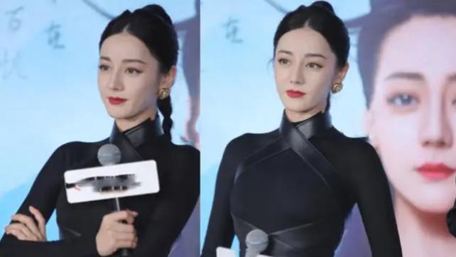 认怂了？捂胸门后热巴保守装上线，高领裙配长靴，网友：欣赏不了