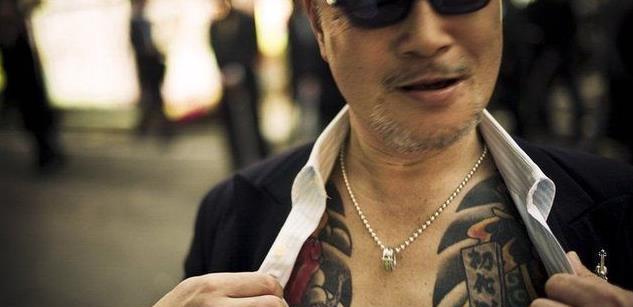 日本|4个蠢贼抢千万手表，立即被捕。他们背后是日本黑帮的巨大阴谋