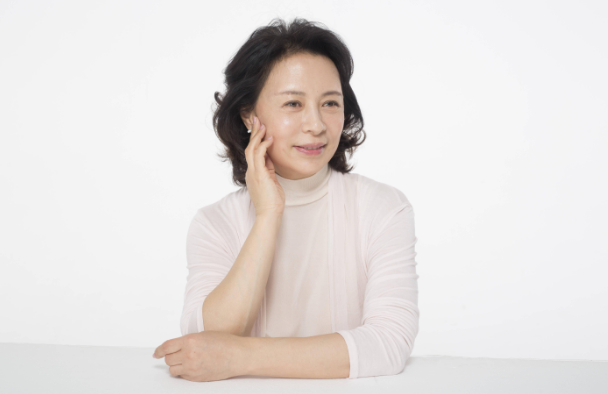 张小斐|优秀女演员刘佳，已经出道将近50年，演过很多成功的角色