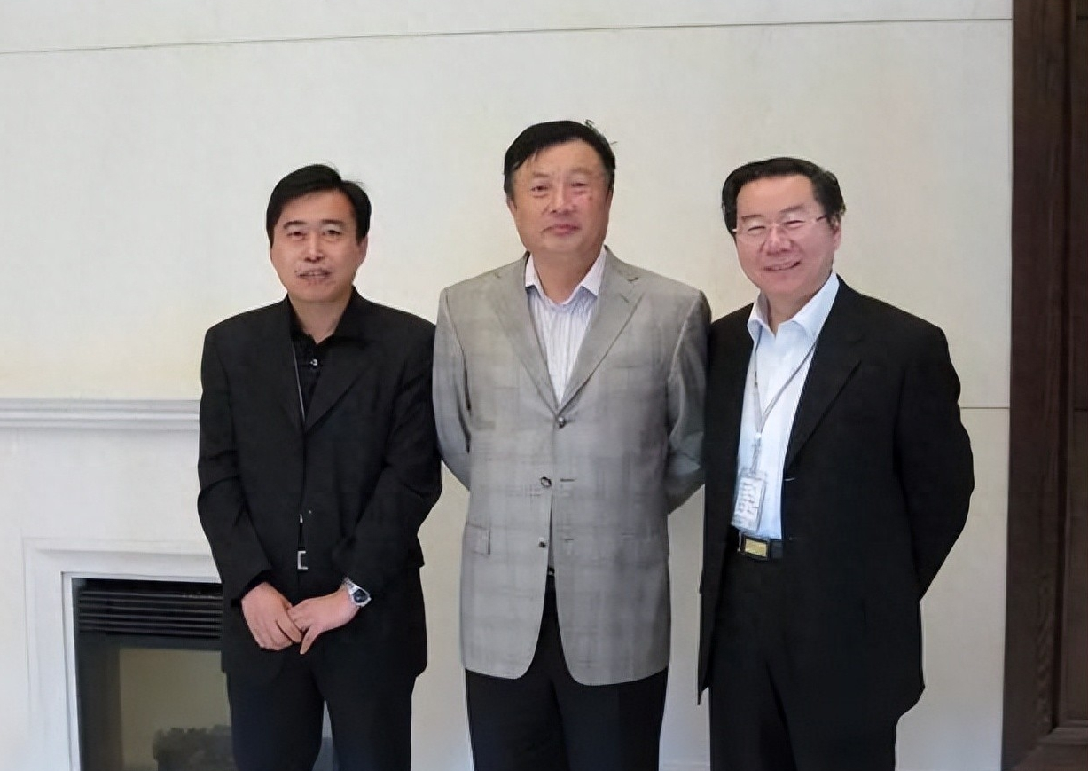 任正非和前妻罕见合影,孟军离婚后一直没有再婚,过着低调的生活