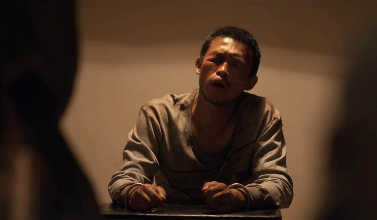 苦等一整年,秦昊《三大队》终于能播了但这AI换脸也太假了吧