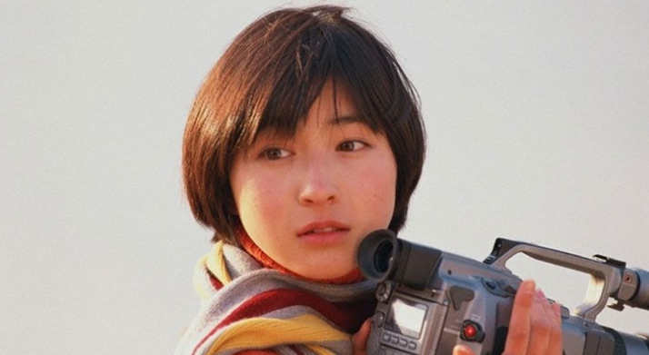 知名女星被爆出轨,遭丈夫落井下石,无限期停止事业