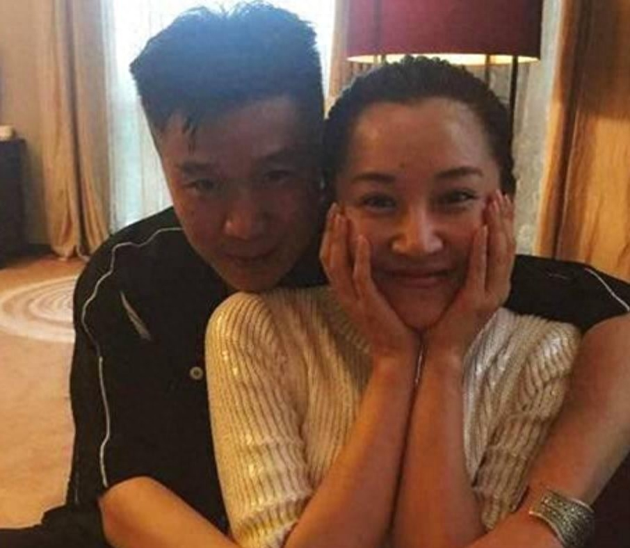 许晴近照惹争议！网友：许晴怎么变成这样了？许晴还没有结婚吗？