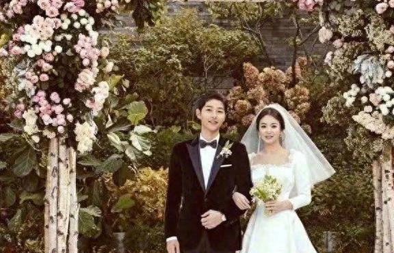 顶流女星宋慧乔:表面上光鲜亮丽,私下却受韩国财阀的无尽玩弄