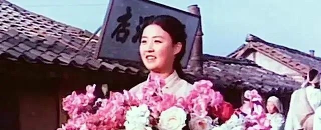 卖花姑娘|我终于理解了《卖花姑娘》——它为什么能赚取几亿中国人的眼泪