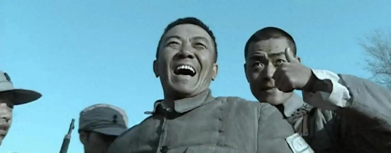 《亮剑》中的穿帮镜头，有些离谱到让人笑掉大牙！