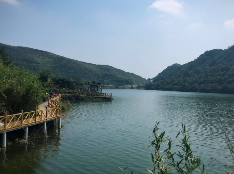 贵州|一处位于深山中的避暑圣地，坐落于贵州，风景也很优美