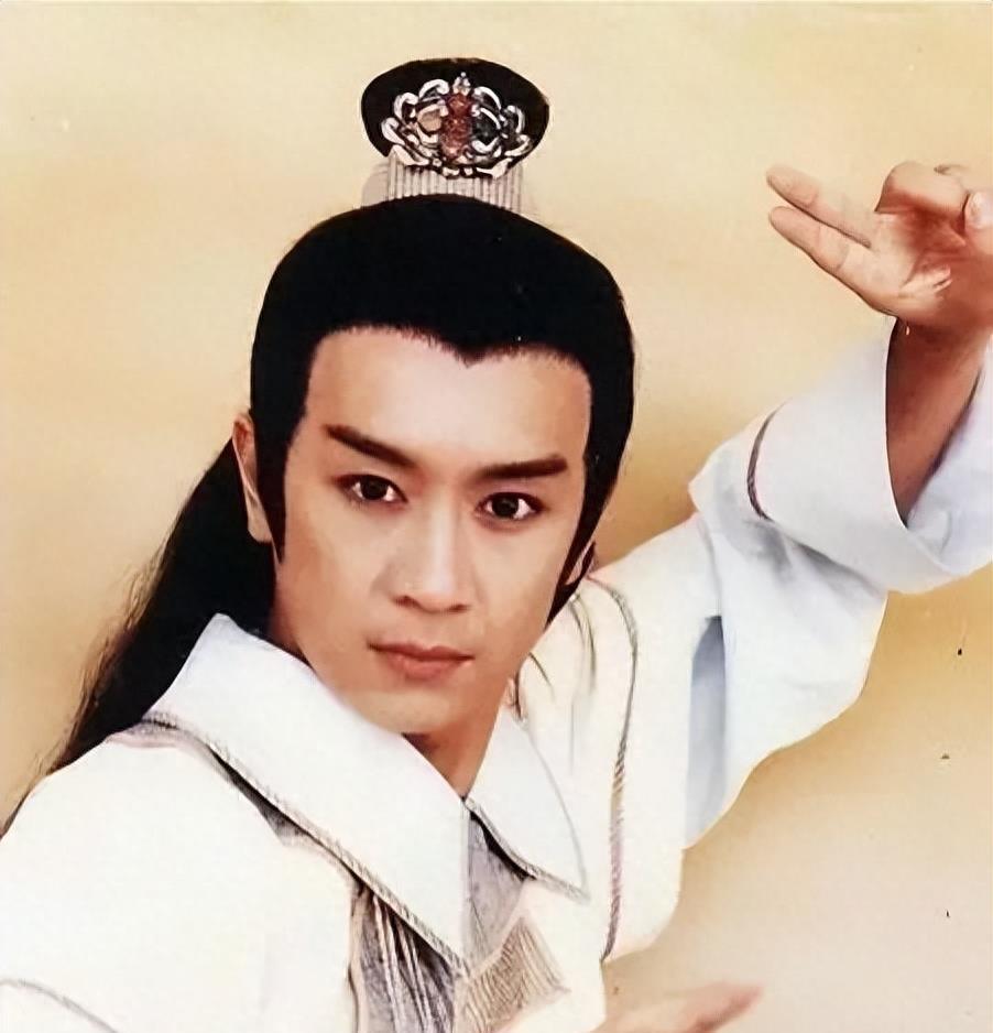 脸部塌方、发腮油腻，这些曾经迷倒万千少女的男神你还记得吗？