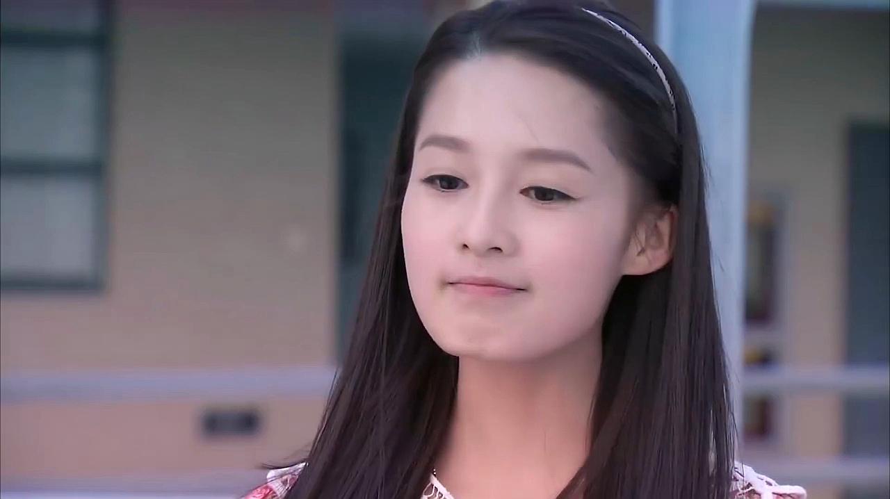 李沁|李沁演《花开半夏》的时候,一定特别憋屈!