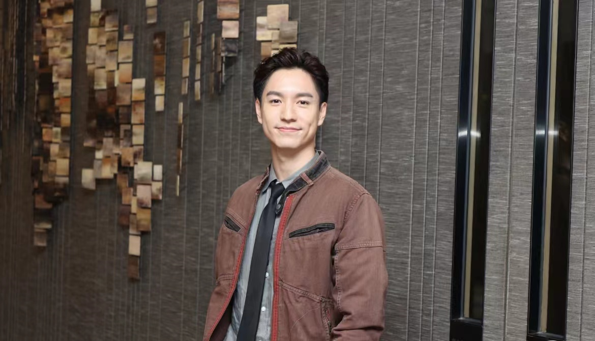 TVB|TVB最年轻上位小生演总督察 被指不够班