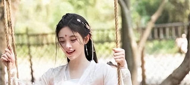 表面红得发柴，却拿不出一首像样的代表作，这7位明星实在太尴尬