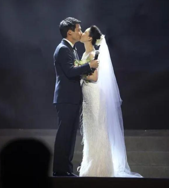 王祖贤|周迅离婚两年多了，再看前夫高圣远的现状，才知道周迅有多聪明