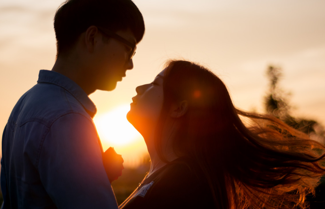 互相依赖,或许才是夫妻间最美好的吧 - 情感资讯(主打网)