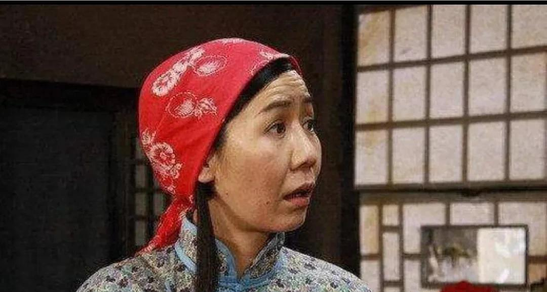 李小冉|“中国最丑女演员”凭什么能嫁入豪门,成为阔太?