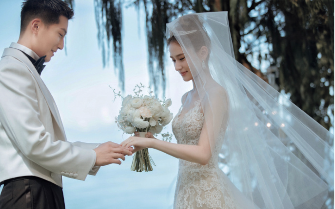 |何超莲大婚才20天,给人感觉变了一个样!